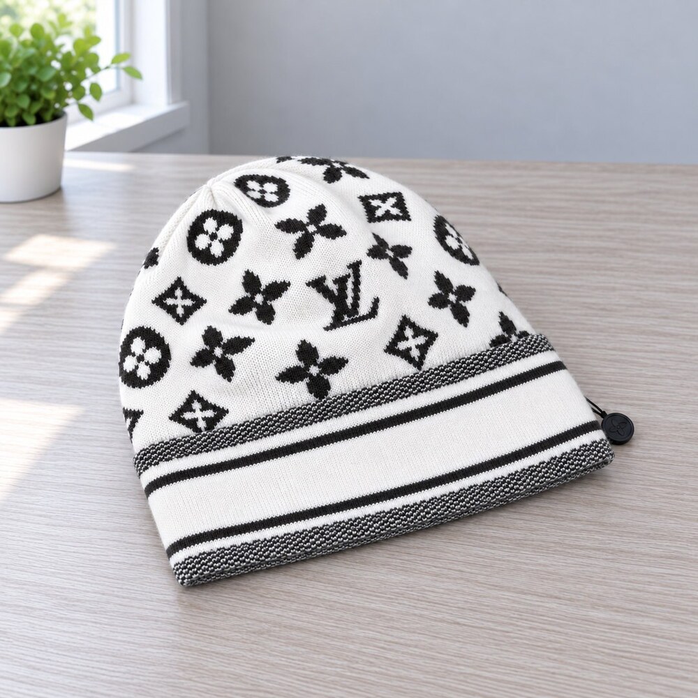 Louis Vuitton White Monogram Beanie - Picture 4 of 6